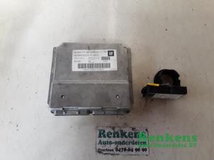 Gebruikte Computer Motormanagement Opel Astra G (F08/48) 1.6 Prijs € 70,00 Margeregeling aangeboden door Renkens Auto-Onderdelen B.V.