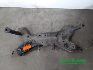 Gebruikte Subframe Toyota Yaris (P1) 1.0 16V VVT-i Prijs € 50,00 Margeregeling aangeboden door Renkens Auto-Onderdelen B.V.