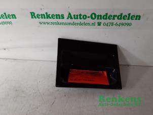 Gebruikte Deurgreep 4Deurs links-achter Skoda Roomster (5J) 1.4 16V Prijs € 20,00 Margeregeling aangeboden door Renkens Auto-Onderdelen B.V.