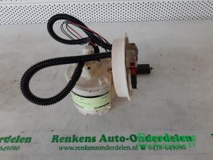 Gebruikte Benzinepomp Ford Focus 1 Wagon 2.0 16V Prijs € 40,00 Margeregeling aangeboden door Renkens Auto-Onderdelen B.V.