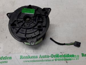 Gebruikte Blower Ford Focus 1 1.6 16V Prijs € 30,00 Margeregeling aangeboden door Renkens Auto-Onderdelen B.V.