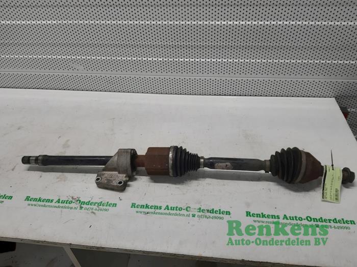 Gebruikte Steekas rechts-voor Opel Astra H Twin Top (L67) 1.9 CDTi 16V Prijs € 30,00 Margeregeling aangeboden door Renkens Auto-Onderdelen B.V.