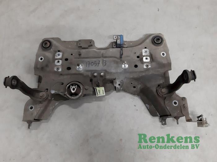 Gebruikte Subframe Renault Laguna III Estate (KT) 2.0 dCi 16V 175 FAP Prijs € 125,00 Margeregeling aangeboden door Renkens Auto-Onderdelen B.V.