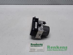 Gebruikte ABS Pomp Renault Modus/Grand Modus (JP) 1.6 16V Prijs € 60,00 Margeregeling aangeboden door Renkens Auto-Onderdelen B.V.