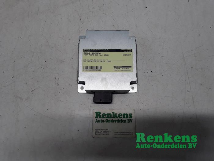 Gebruikte Module (diversen) Fiat Punto Evo (199) 1.3 JTD Multijet 85 16V Euro 5 Prijs € 50,00 Margeregeling aangeboden door Renkens Auto-Onderdelen B.V.