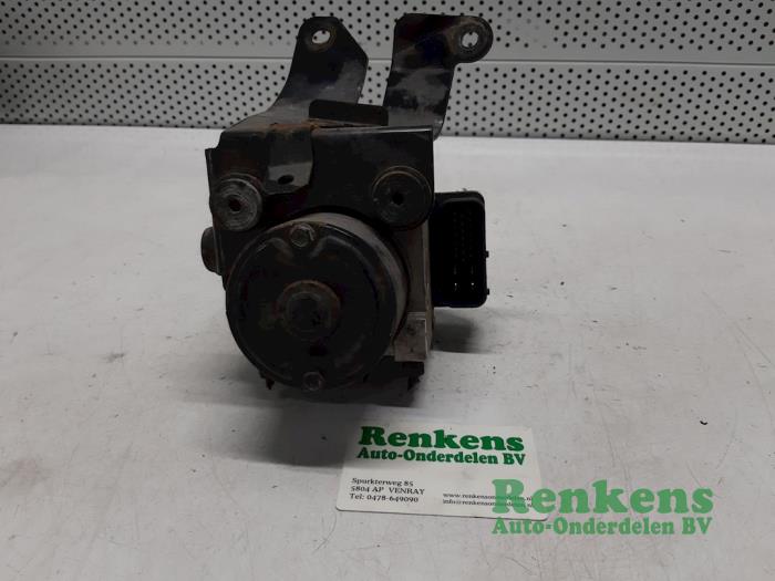 ABS Pomp van een Daewoo Kalos (SF48) 1.4 16V 2004