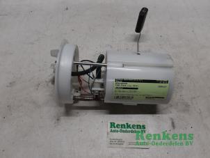 Gebruikte Benzinepomp Ford Focus 3 1.0 Ti-VCT EcoBoost 12V 125 Prijs € 75,00 Margeregeling aangeboden door Renkens Auto-Onderdelen B.V.