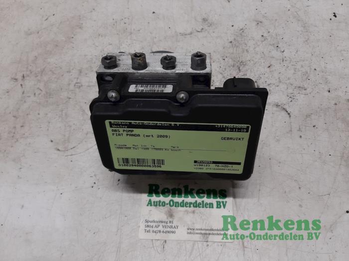 Gebruikte ABS Pomp Fiat Panda (169) 1.3 D 16V Multijet Prijs € 50,00 Margeregeling aangeboden door Renkens Auto-Onderdelen B.V.