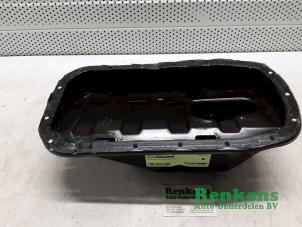 Gebruikte Carterpan Dacia Sandero I (BS) 1.2 16V Prijs € 65,00 Margeregeling aangeboden door Renkens Auto-Onderdelen B.V.