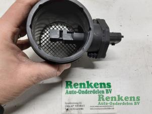 Gebruikte Luchtmassameter Alfa Romeo 147 (937) 1.6 Twin Spark 16V Prijs € 30,00 Margeregeling aangeboden door Renkens Auto-Onderdelen B.V.