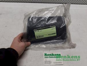 Gebruikte Asbak voor Opel Corsa B (73/78/79) 1.2i City,Swing Prijs € 23,00 Margeregeling aangeboden door Renkens Auto-Onderdelen B.V.