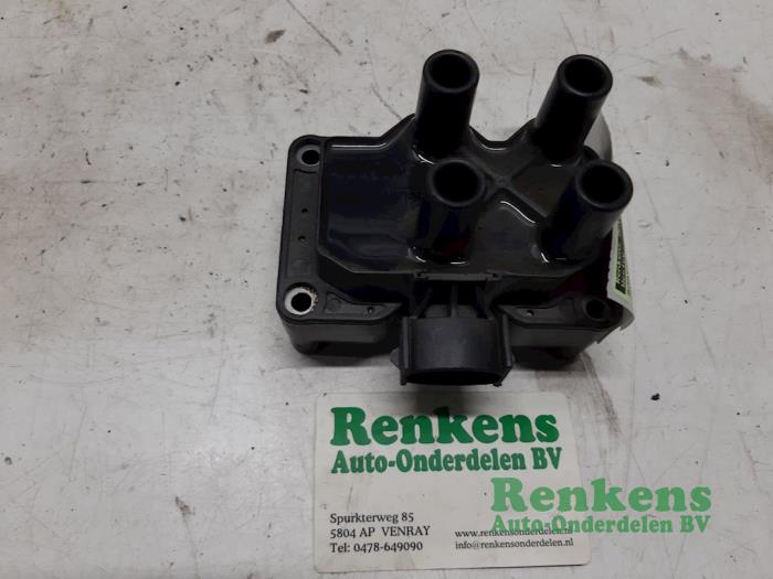 Gebruikte Bobine Ford Mondeo III Wagon 2.0 16V Prijs € 25,00 Margeregeling aangeboden door Renkens Auto-Onderdelen B.V.