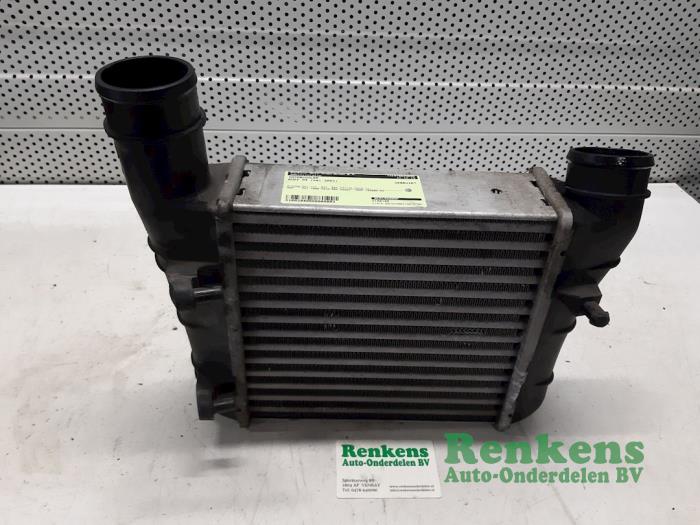 Gebruikte Intercooler Audi A4 (B6) 1.9 TDI PDE 130 Prijs € 40,00 Margeregeling aangeboden door Renkens Auto-Onderdelen B.V.