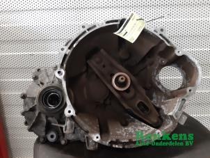 Gebruikte Versnellingsbak Smart Forfour (454) 1.0 12V Prijs € 275,00 Margeregeling aangeboden door Renkens Auto-Onderdelen B.V.