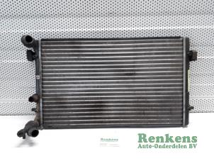 Gebruikte Radiateur Audi A3 (8L1) 1.6 Prijs € 30,00 Margeregeling aangeboden door Renkens Auto-Onderdelen B.V.