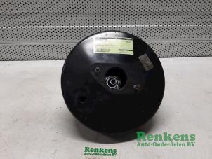 Gebruikte Rembol Opel Corsa D 1.6i OPC 16V Turbo Prijs € 45,00 Margeregeling aangeboden door Renkens Auto-Onderdelen B.V.