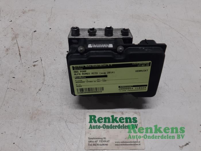 Gebruikte ABS Pomp Alfa Romeo MiTo (955) 1.4 Prijs € 80,00 Margeregeling aangeboden door Renkens Auto-Onderdelen B.V.