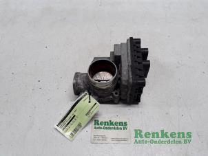 Gebruikte Gasklephuis Mercedes A (W168) 1.6 A-160 Prijs € 50,00 Margeregeling aangeboden door Renkens Auto-Onderdelen B.V.