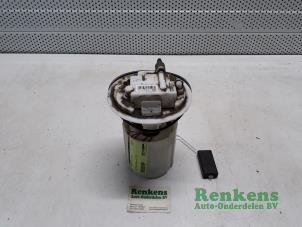 Gebruikte Benzinepomp Peugeot 207 SW (WE/WU) 1.4 16V Vti Prijs € 45,00 Margeregeling aangeboden door Renkens Auto-Onderdelen B.V.