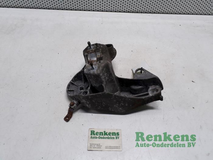 Gebruikte Motorrubber Audi A6 Avant (C6) 2.7 TDI V6 24V Prijs € 30,00 Margeregeling aangeboden door Renkens Auto-Onderdelen B.V.