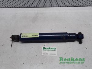 Nieuwe Schokdemper links-achter Opel Rekord D 1.9 Prijs € 38,72 Inclusief btw aangeboden door Renkens Auto-Onderdelen B.V.