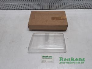 Nieuwe Koplampglas links Opel Rekord E1/E2/F 1.9 Prijs € 22,99 Inclusief btw aangeboden door Renkens Auto-Onderdelen B.V.