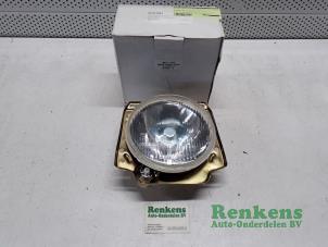 Nieuwe Linker Koplamp Volkswagen Golf II (19E) 1.3 Prijs € 26,02 Inclusief btw aangeboden door Renkens Auto-Onderdelen B.V.