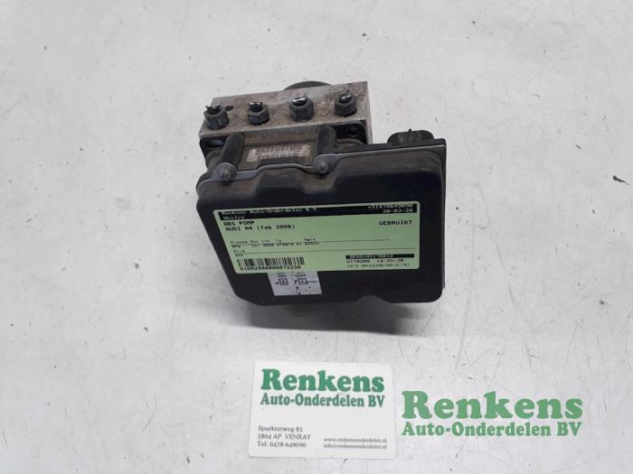 Gebruikte ABS Pomp Audi A4 Avant (B7) 2.0 TDI Prijs € 25,00 Margeregeling aangeboden door Renkens Auto-Onderdelen B.V.