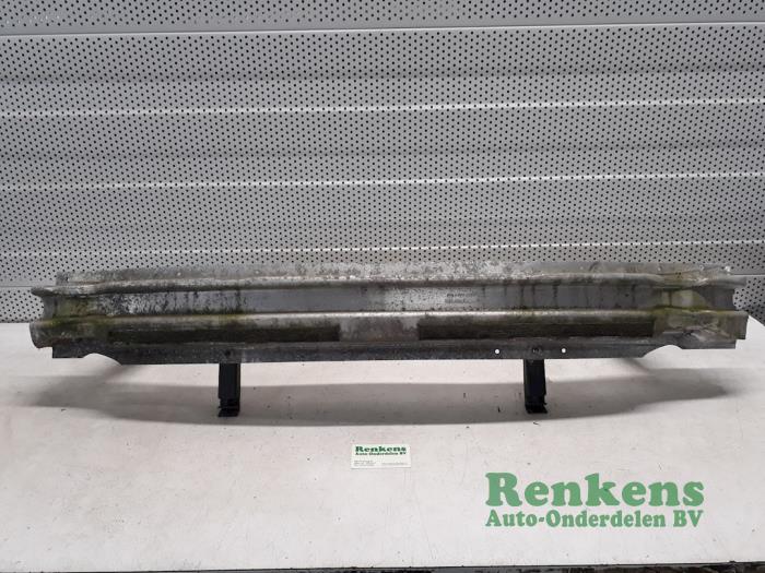 Gebruikte Bumperframe achter Audi A4 Avant (B7) 2.0 TDI Prijs € 30,00 Margeregeling aangeboden door Renkens Auto-Onderdelen B.V.