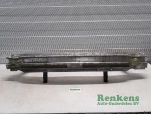 Gebruikte Bumperframe achter Audi A4 Avant (B7) 2.0 TDI Prijs € 30,00 Margeregeling aangeboden door Renkens Auto-Onderdelen B.V.