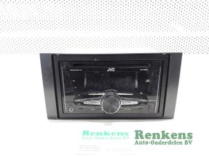 Gebruikte CD Speler Audi A4 (B6) 1.9 TDI PDE 130 Prijs € 60,00 Margeregeling aangeboden door Renkens Auto-Onderdelen B.V.