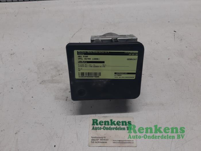 Gebruikte ABS Pomp Opel Astra H (L48) 1.7 CDTi 16V Prijs € 75,00 Margeregeling aangeboden door Renkens Auto-Onderdelen B.V.