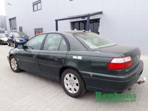 Gebruikte Achterlicht links Opel Omega B (25/26/27) 2.6 V6 24V Prijs € 25,00 Margeregeling aangeboden door Renkens Auto-Onderdelen B.V.