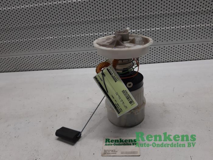 Gebruikte Benzinepomp Ford Focus C-Max 1.8 16V Prijs € 40,00 Margeregeling aangeboden door Renkens Auto-Onderdelen B.V.