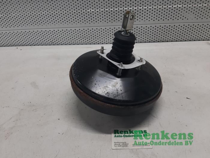 Rembekrachtiger van een Opel Agila (B) 1.2 16V 2008