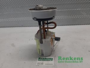 Gebruikte Benzinepomp Opel Agila (B) 1.2 16V Prijs € 40,00 Margeregeling aangeboden door Renkens Auto-Onderdelen B.V.