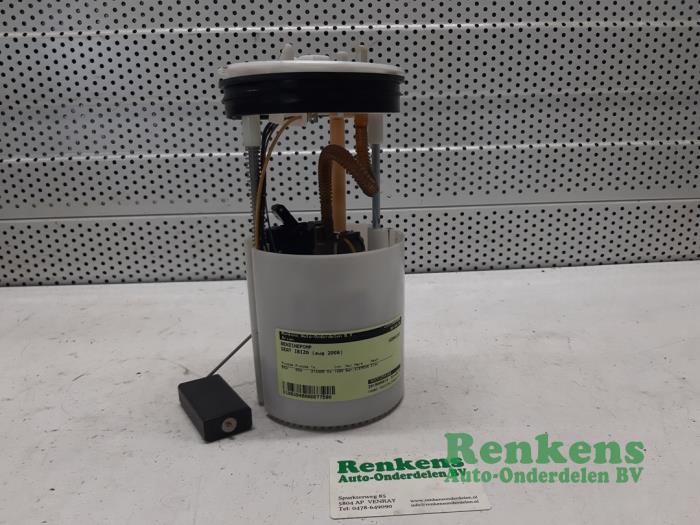 Gebruikte Benzinepomp Seat Ibiza IV (6J5) 1.4 16V Prijs € 40,00 Margeregeling aangeboden door Renkens Auto-Onderdelen B.V.