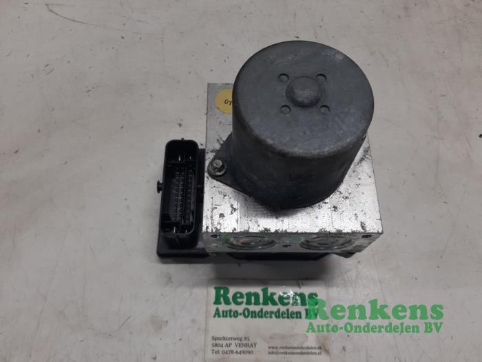 Gebruikte ABS Pomp Volkswagen Tiguan (5N1/2) 2.0 TDI 16V 4Motion Prijs € 125,00 Margeregeling aangeboden door Renkens Auto-Onderdelen B.V.