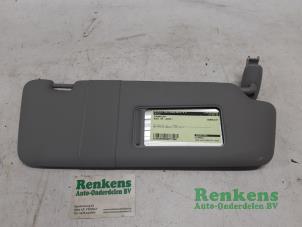 Gebruikte Zonneklep Audi A4 Avant (B6) 1.9 TDI PDE 130 Prijs € 20,00 Margeregeling aangeboden door Renkens Auto-Onderdelen B.V.