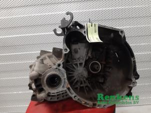 Gebruikte Versnellingsbak Hyundai Lantra/Elantra II Wagon Prijs € 125,00 Margeregeling aangeboden door Renkens Auto-Onderdelen B.V.