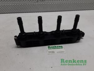 Gebruikte Bobine Opel Astra G Caravan (F35) 1.6 16V Prijs € 25,00 Margeregeling aangeboden door Renkens Auto-Onderdelen B.V.