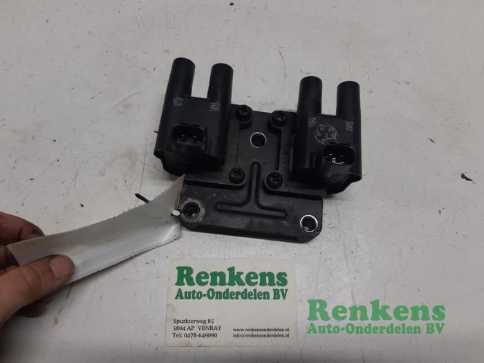 Gebruikte Bobine Chevrolet Nubira (J200) 1.6 16V Prijs € 15,00 Margeregeling aangeboden door Renkens Auto-Onderdelen B.V.