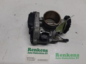 Gebruikte Gasklephuis Chevrolet Nubira (J200) 1.6 16V Prijs € 40,00 Margeregeling aangeboden door Renkens Auto-Onderdelen B.V.