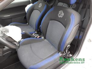 Gebruikte Interieur Bekledingsset Peugeot 206+ (2L/M) 1.4 XS Prijs op aanvraag aangeboden door Renkens Auto-Onderdelen B.V.