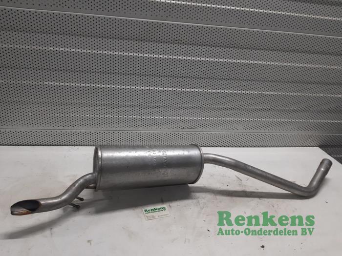 Gebruikte Uitlaat Einddemper Fiat Punto I (176) 55 1.1 Prijs € 35,00 Margeregeling aangeboden door Renkens Auto-Onderdelen B.V.