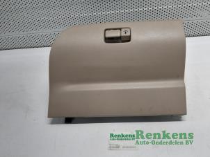 Gebruikte Dashboardkastje Suzuki Liana (ERC/ERD/RH4) 1.6 MPi 16V Prijs € 25,00 Margeregeling aangeboden door Renkens Auto-Onderdelen B.V.