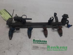 Gebruikte Injector brug Mazda Premacy 1.8 16V Prijs € 50,00 Margeregeling aangeboden door Renkens Auto-Onderdelen B.V.