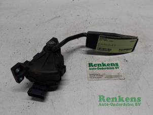 Gebruikte Gaspedaal Opel Omega B Caravan (21/22/23) 2.6 V6 24V Prijs € 35,00 Margeregeling aangeboden door Renkens Auto-Onderdelen B.V.