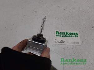 Gebruikte Xenon Lamp Seat Leon (1P1) 1.4 TSI 16V Prijs € 25,00 Margeregeling aangeboden door Renkens Auto-Onderdelen B.V.