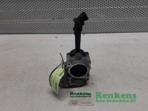 Gebruikte Gasklephuis Mercedes A (W169) 1.7 A-180 Prijs € 50,00 Margeregeling aangeboden door Renkens Auto-Onderdelen B.V.